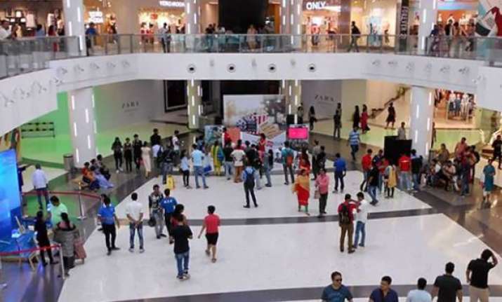 'Do your home chores at home': Kolkata mall shames woman for ...