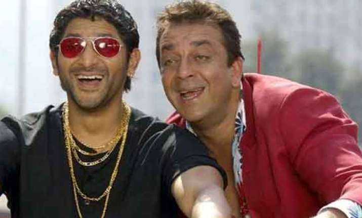 Sanjay Dutt celebrates 15 years of Munna Bhai MBBS with