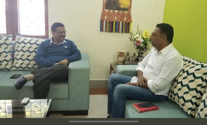 Delhi CM Arvind Kejriwal and Actor Prakash Raj