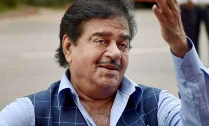Shatrughan Sinha has assets worth Rs 112.22 crore, owns 7