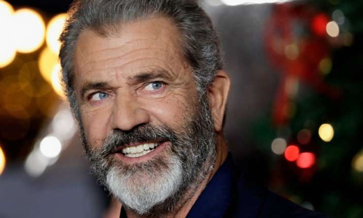 Mel Gibson to play Santa Claus in action-comedy Fatman