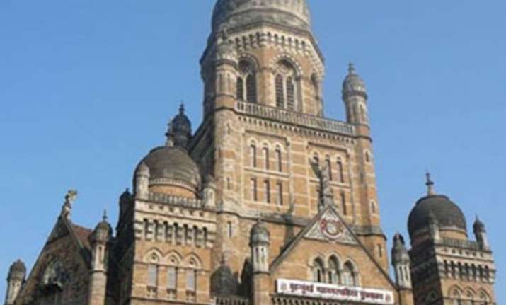 Maharashtra govt to ask BMC to ensure equitable water