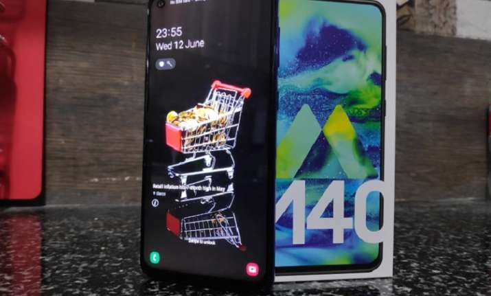 Samsung Galaxy M40 Photo Gallery: Impressive mid-range