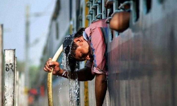 Intense heatwave sweeps India: Check IMD warnings for your
