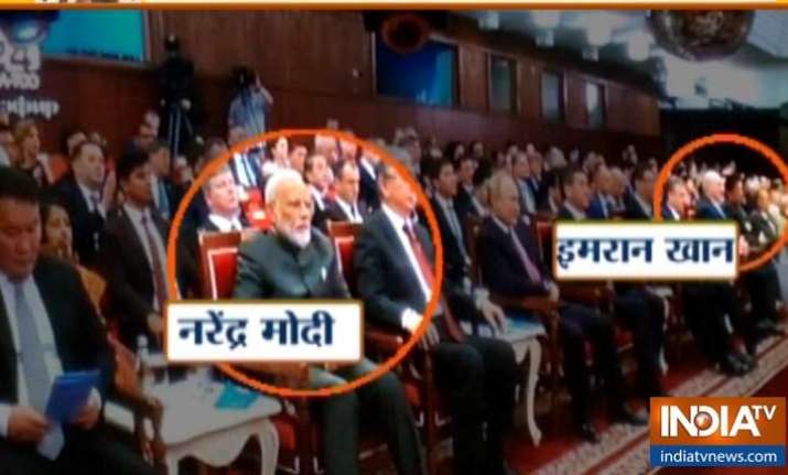 PM Modi avoids handshake, pleasantries with Pakistan PM at