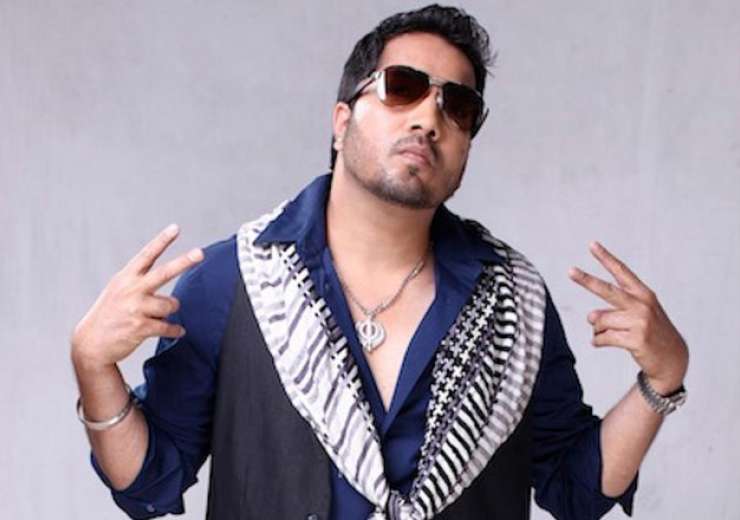 Фото mika singh