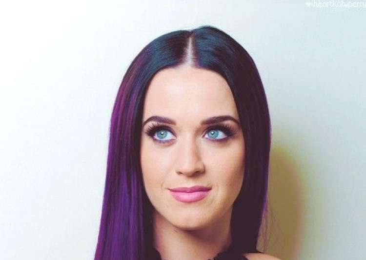 Katy Perry shares picture of Goddess Kali, India gets offended again