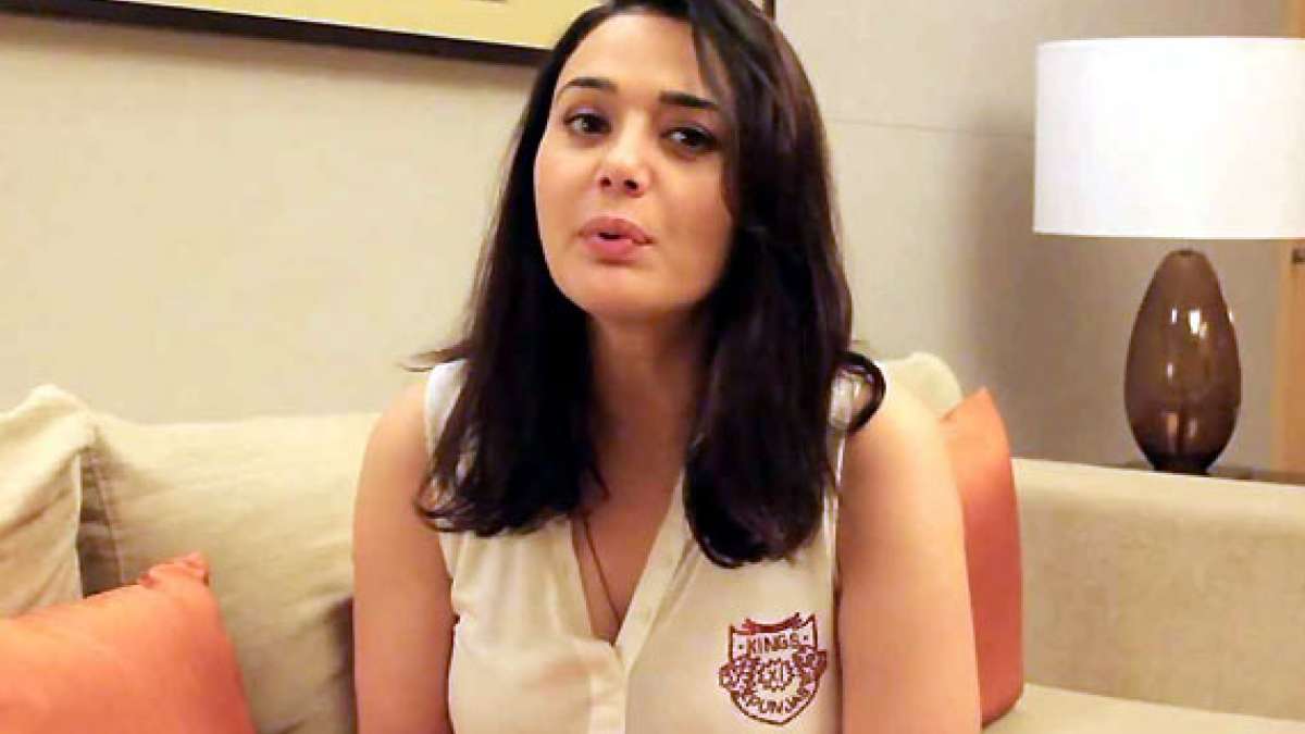 Preity zinta nipple
