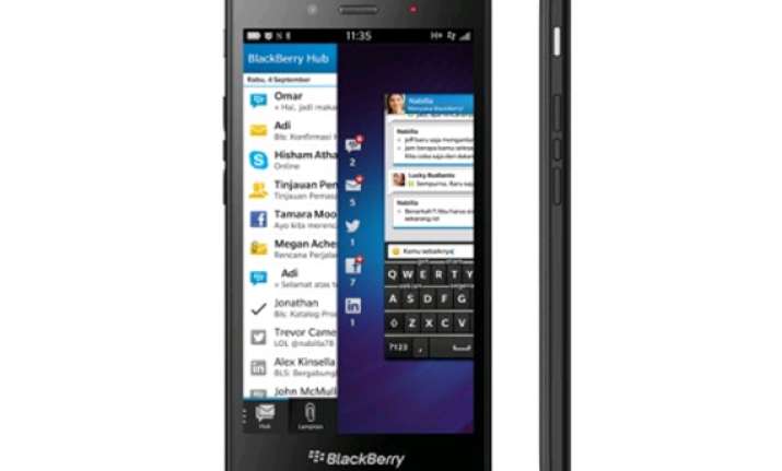 ailing blackberry fights back with cut price smartphone