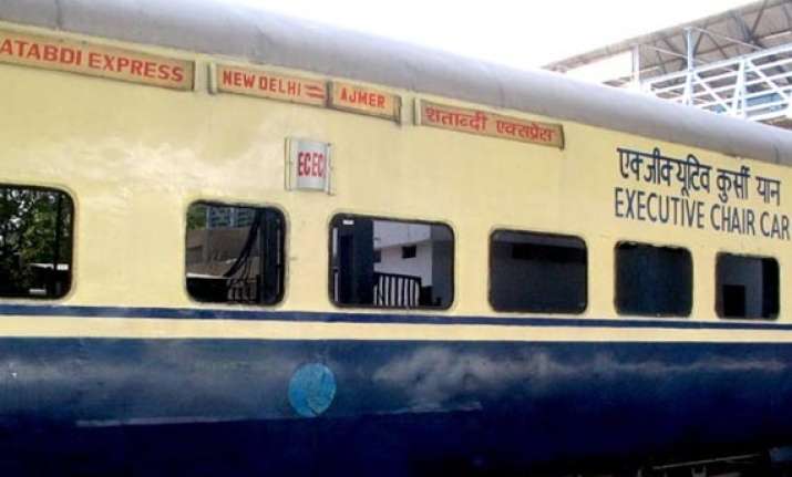 anubhuti special a/c coaches in shatabdi rajdhani trains