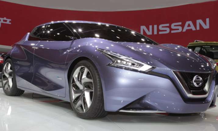 auto expo 2014 nissan introduces friend me concept car