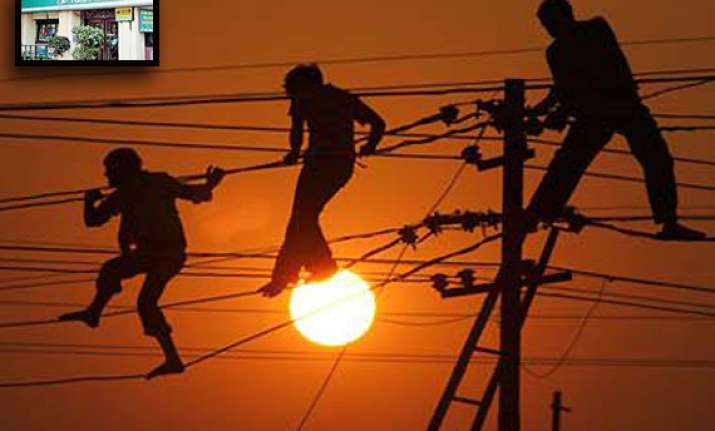 bses gets rs 5000 cr loan from idbi bank