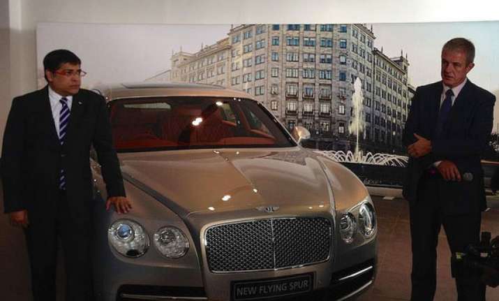 bentley launches new flying spur priced at rs 3.1 crore