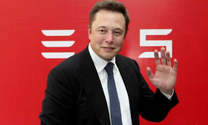 billionaire elon musk giving 1 million to tesla museum