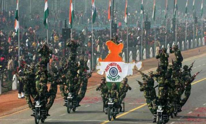 budget 2014 defence ministry gets rs 2.29 lakh crore