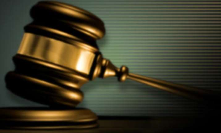 builder liable to rectify faults in apartment consumer court