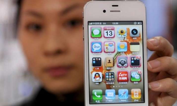chinese couple sell infant daughter online to buy an apple