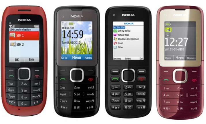 consumers prefer nokia in dual sim phones space claims