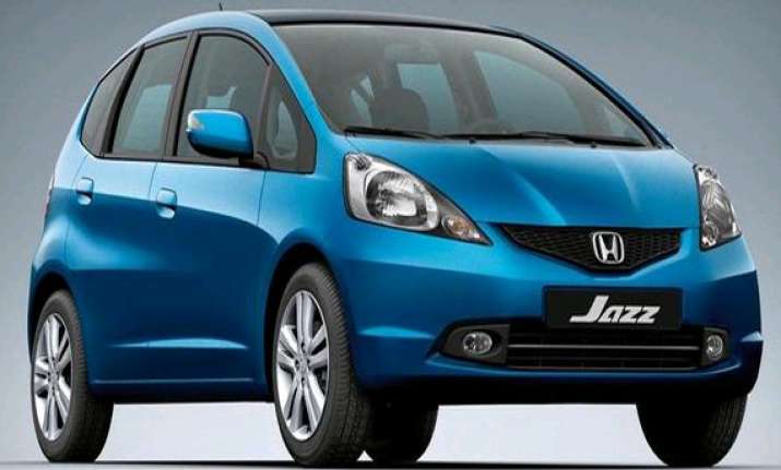 domestic car sales down 10.15 in april