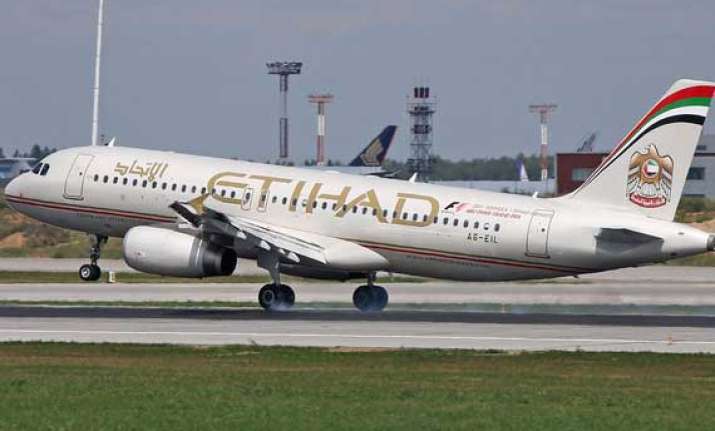 dubai based etihad airways to offer bed and bath suites