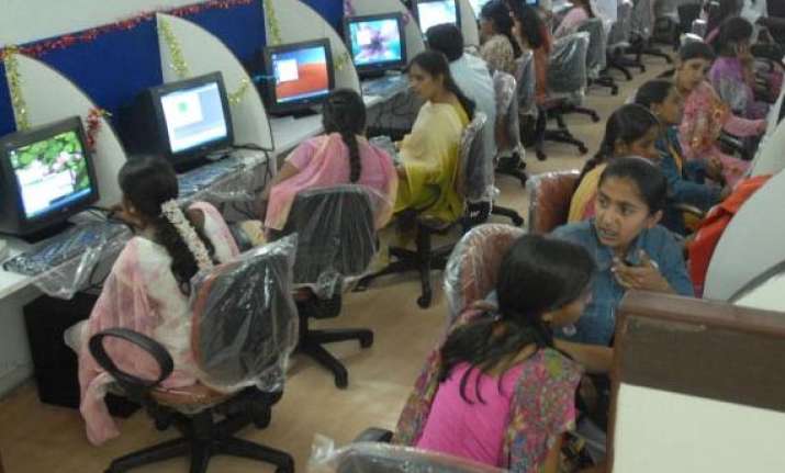 economic survey 2013 india lost 10 share in global bpo mkt