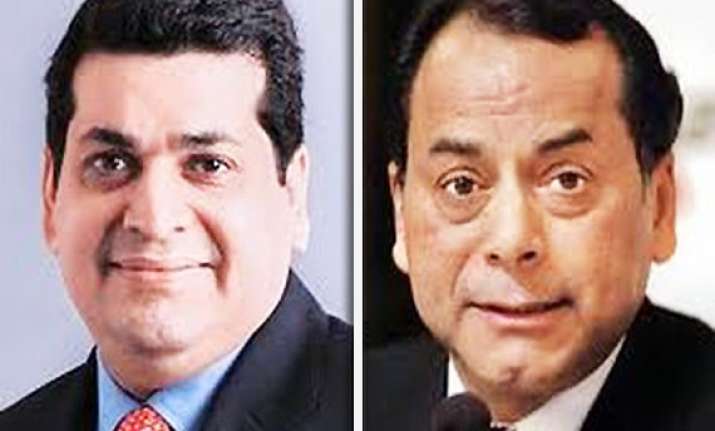 essar loop telecom withdraw pleas from delhi high court