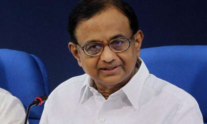finmin expects fy14 economic growth at 5.5 pc