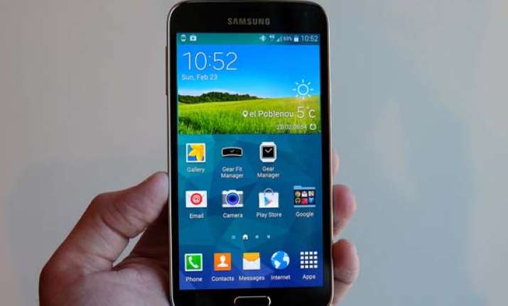 galaxy s5 launch upstaged by south korean mobile operators
