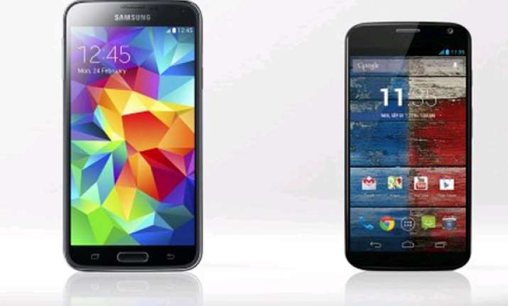 galaxy s5 vs. moto x a comparison