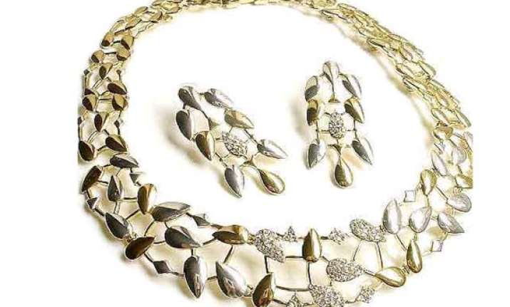 gold silver up on festive season demand global cues