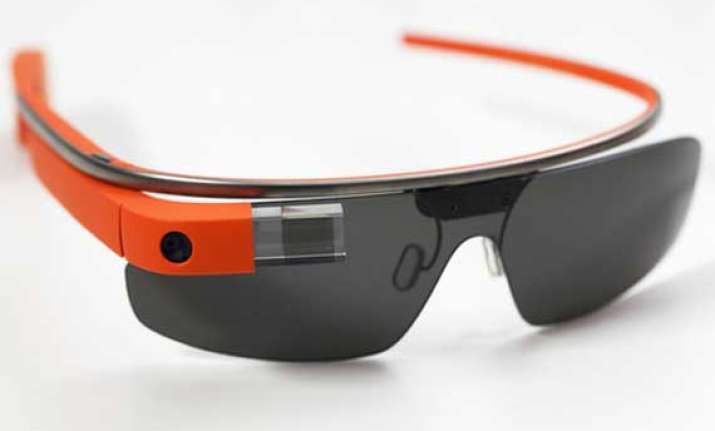 google releases five mini games for glass eyewear to
