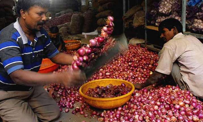 govt may ban onion exports to check price rise