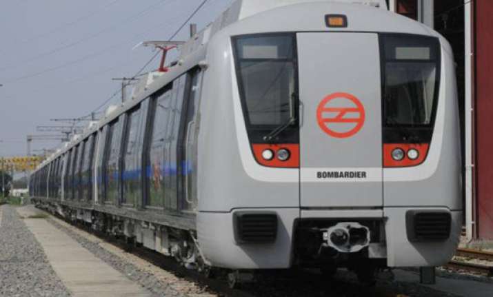 hcc bags rs 300 cr delhi metro order
