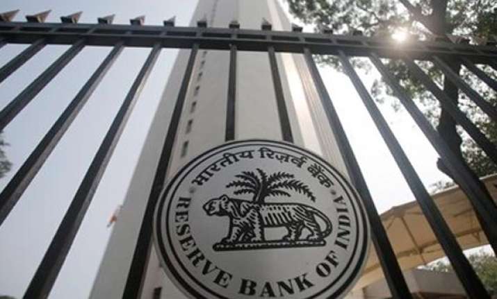 hurt by slowdown industry urges rbi to cut interest rate