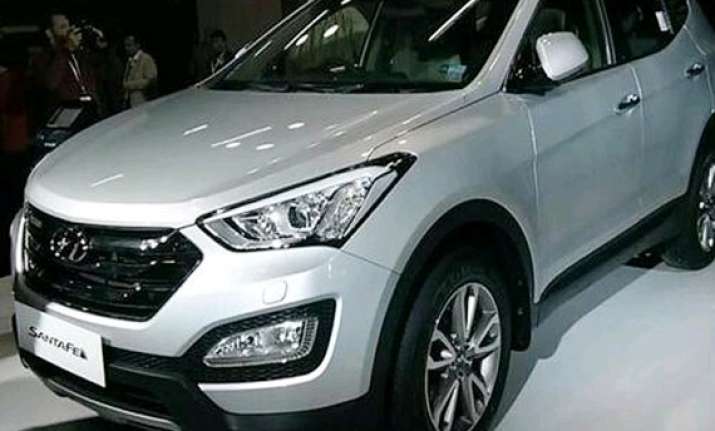 hyundai motor to recall 2437 suv santa fe units