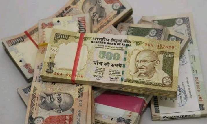 it stocks sink as rupee rises