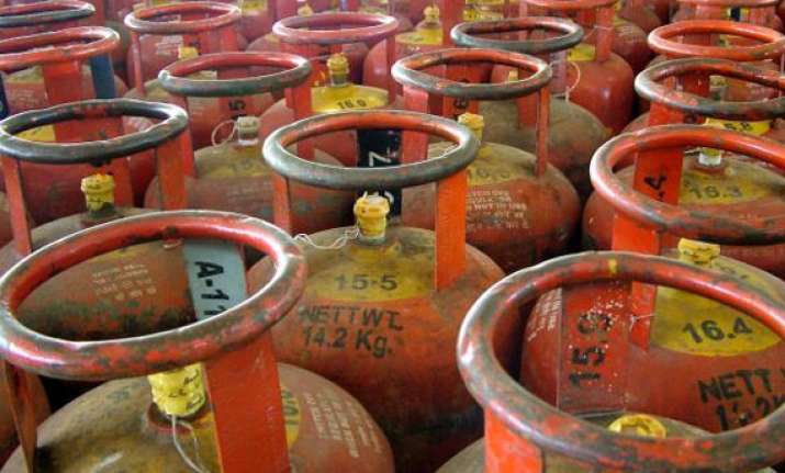 idea ioc enter into pact for 24x7 lpg booking