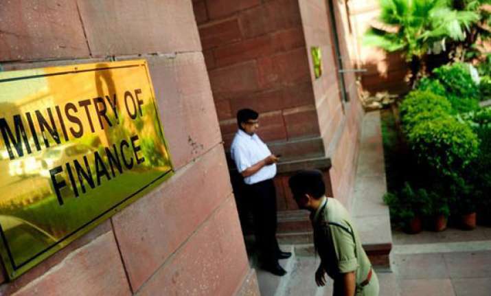 income tax dept to send out letters to 23 lakh assessees