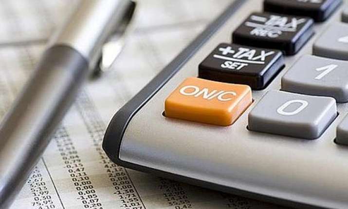 india inc to offer 10.3 raise to employees this fiscal