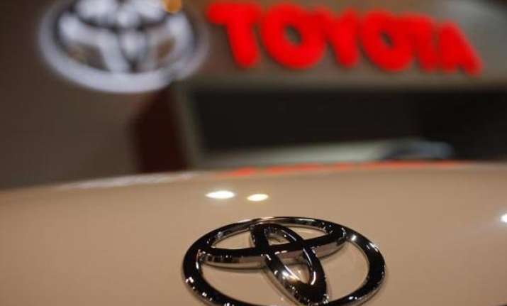 toyota recalls 2.9 million vehicles worldwide over seatbelt