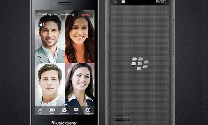 blackberry leap with 5 inch display launched
