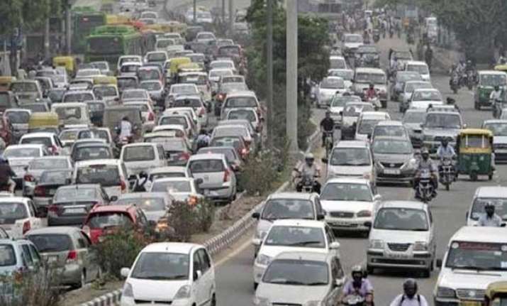 feb car sales up 6.85 single digit growth in fy15 siam