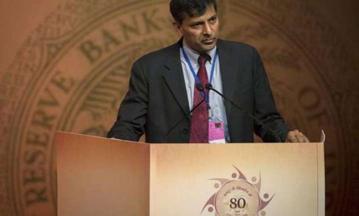government to curb rbi governor s power can t veto on