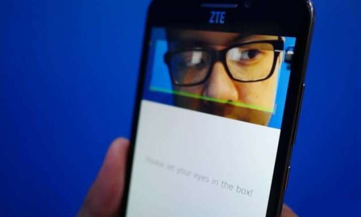 mobile world congress 2015 unlock the zte grand s3 with