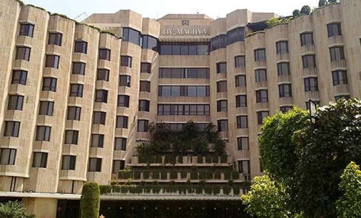 itc q2 net up 8.7 to rs. 2 425.2 cr