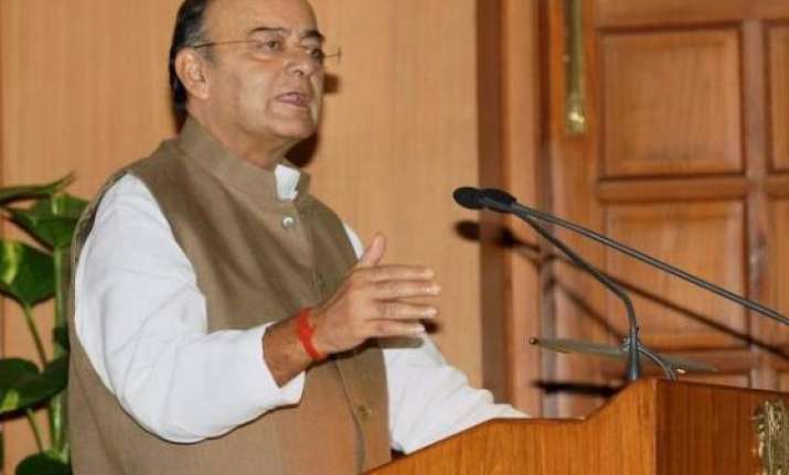 arun jaitley to meet it officials to review revenue