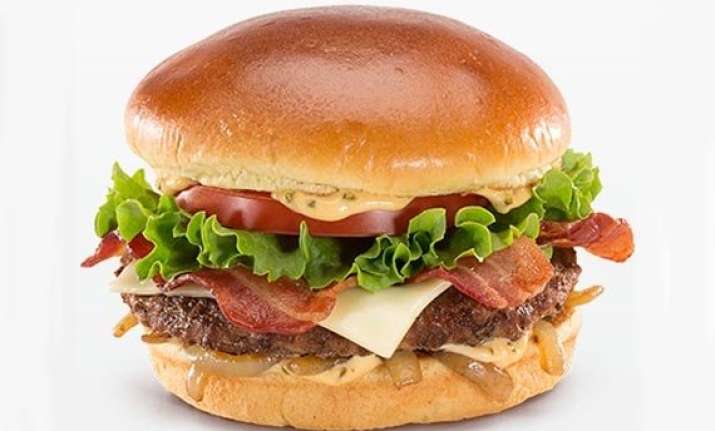 junk food brands using facebook to target young people