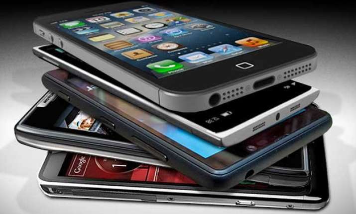 smartphones new sleeping partners in india survey