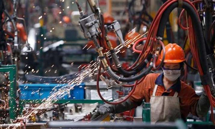 china s economic growth hits 6 year low