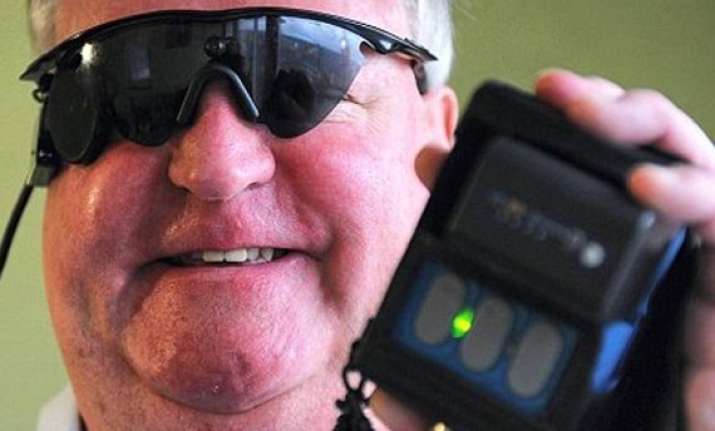 bionic eye allows blind man to see for the first time in 33